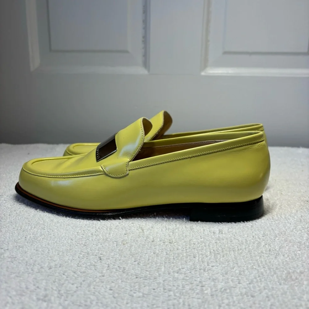Gucci - Authentic Lime Green Leather Loafers
